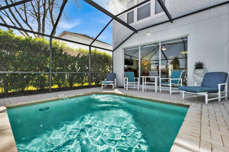 Pool Deck (Angle)