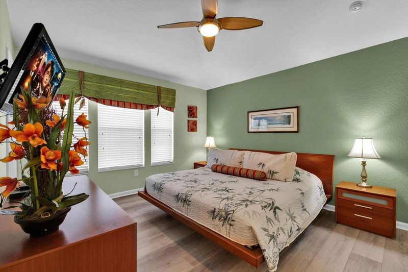 Master King Bedroom 1 Upstairs
Attached Bathroom