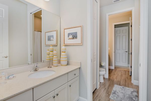 Jack N Jill Bathroom 3