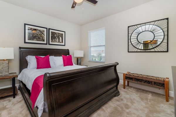 King Suite Bedroom 5 Upstairs
Attached Bathroom