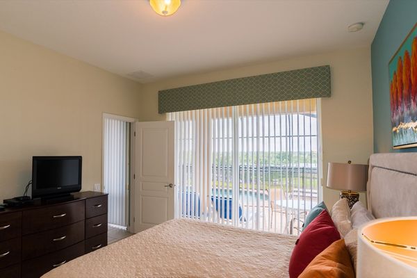 Master King Bedroom 1 (Angle)
34" Roku TV - TV has been updated
Door To Pool