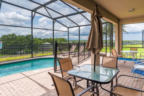 Patio
Pool Faces South