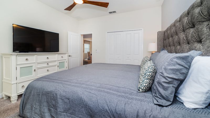 King Suite Bedroom 1 (Angle)
55" Smart TV