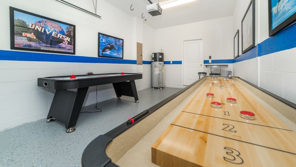Game Room (Angle)
Air Hockey
Shuffle Board