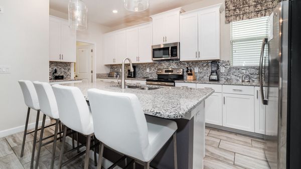 Kitchen (Angle)