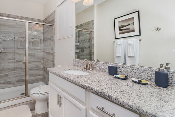 King Suite Bathroom 2 Downstairs
Shower