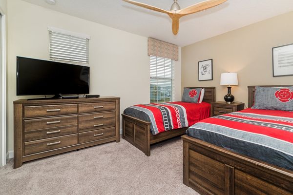 Two Twins Bedroom 5 Upstairs
43" Roku TV