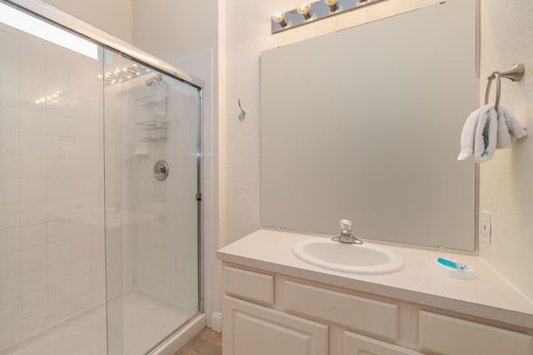 King Suite Bathroom 2
Shower