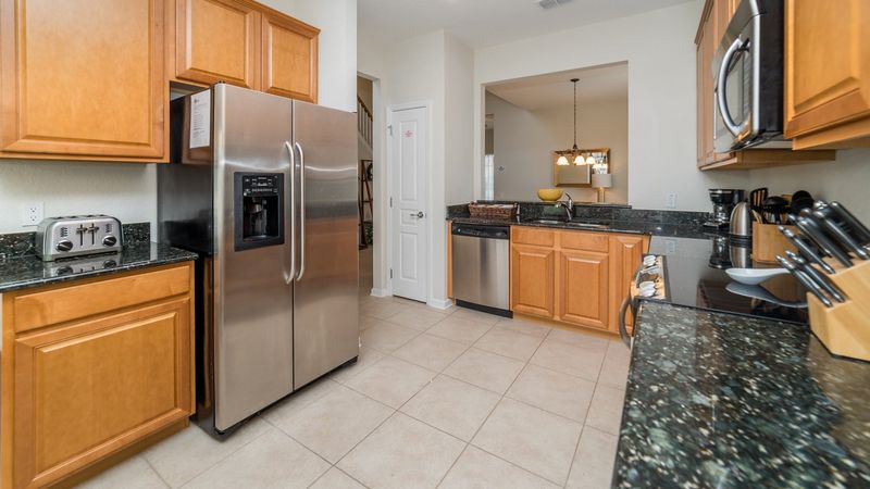 Kitchen (Angle)