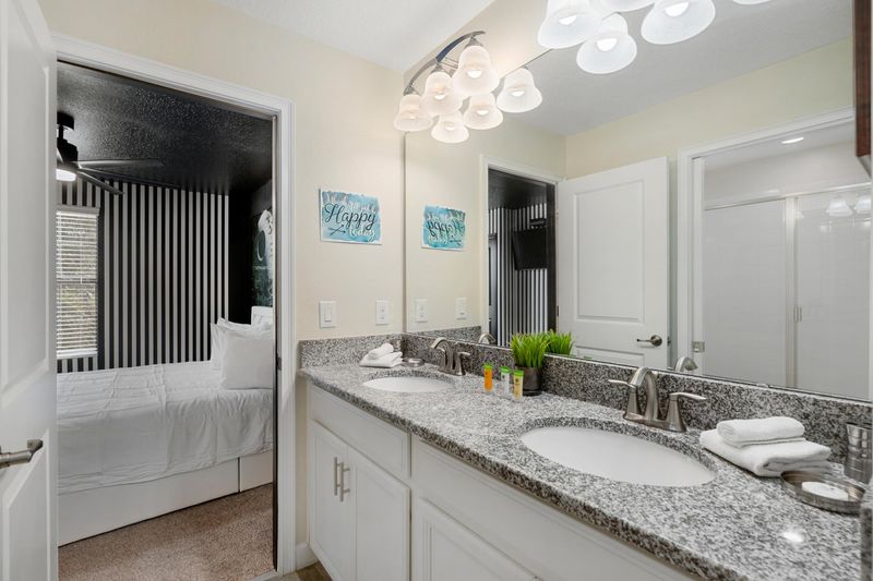 Jack N Jill Bathroom 3 Upstairs Shower
Shower