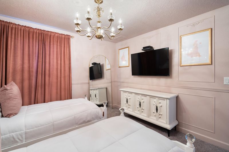 Two Twins Bedroom 5 Upstairs
50" TV