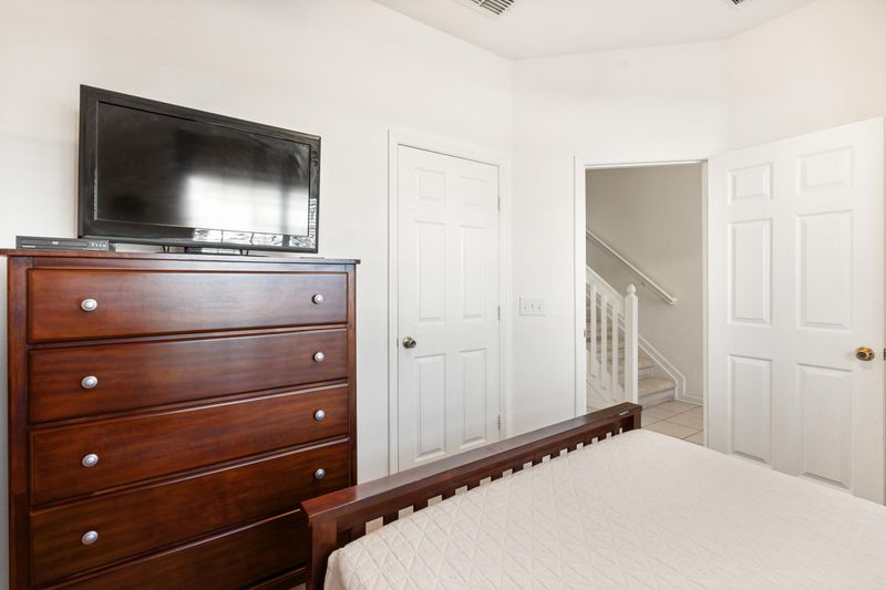 Queen Bedroom 3 32" TV