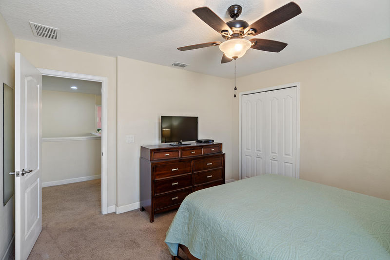 Queen Bedroom 5 Upstairs 
Shared Bathroom (Beds 5 & 6)
32" TV