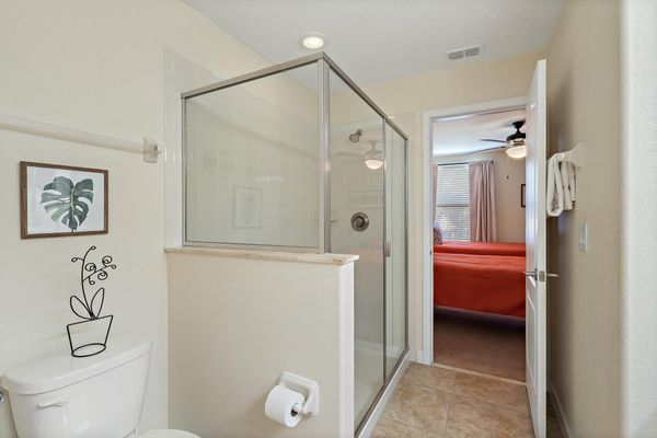 Jack N Jill Bathroom 4 (Bedroom 6 & 7) Shower