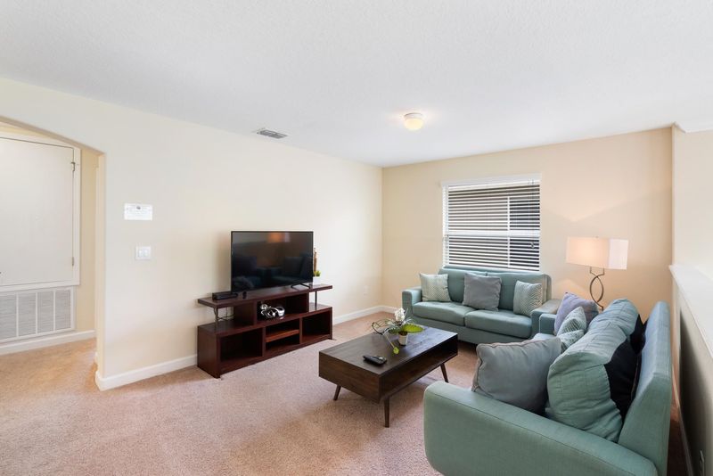 Loft 40" TV