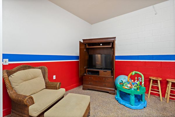 Game Room 39" TV PS3