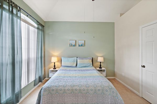 Queen Bedroom 5 Downstairs