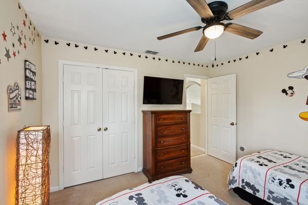 Two Twins Bedroom 3 Upstairs 
43" Roku TV