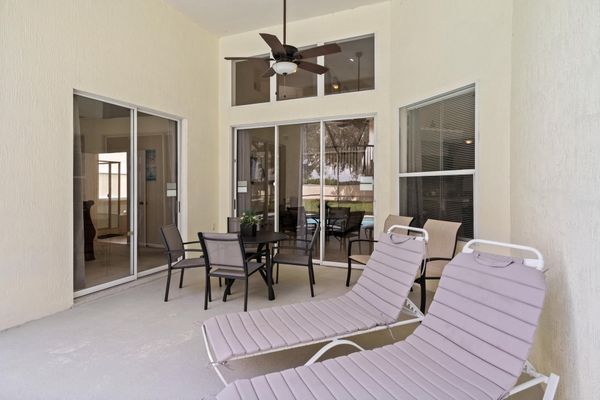 Patio/Lounge Area