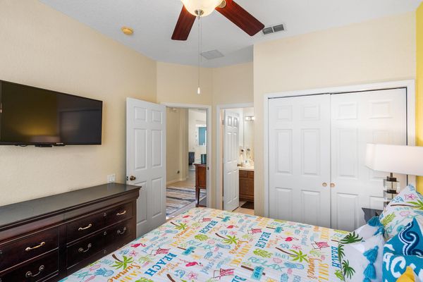 King Suite Bedroom 3, Attached Bathroom, 40" TV