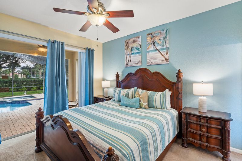 Master King Bedroom 1, Attached Bathroom, 40" TV / Patio Door to Pool