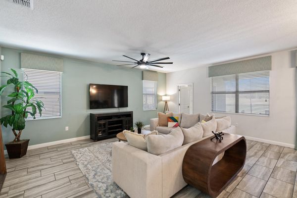 Living Room 
70" Smart TV