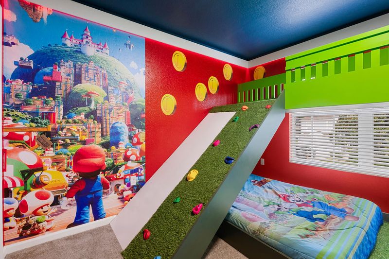 Twin/Twin Bunk + Double Bedroom 5 Upstairs 39" TV + Game Console Mario Bros Theme