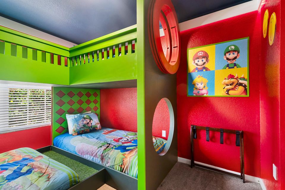 Twin/Twin Bunk + Double Bedroom 5 Upstairs 39" TV + Game Console Mario Bros Theme