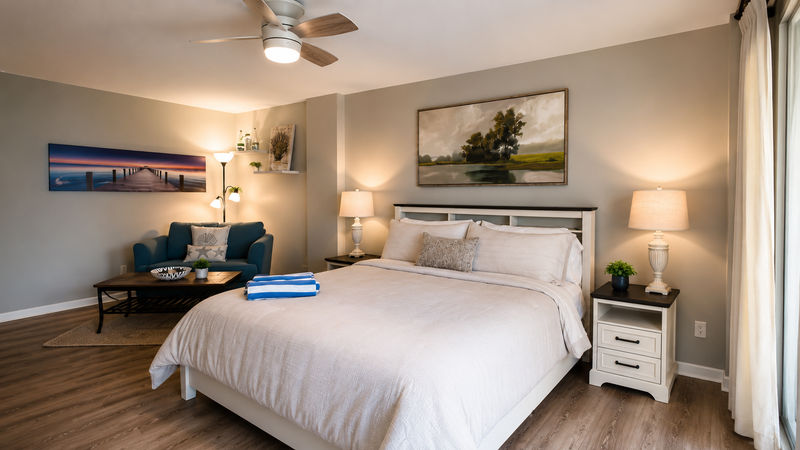 Master Bedroom
King Bed
55" Smart TV
Attached Bathroom
Balcony Access