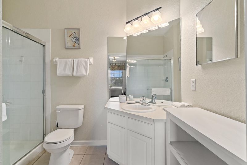 Master King Bathroom 1 Shower