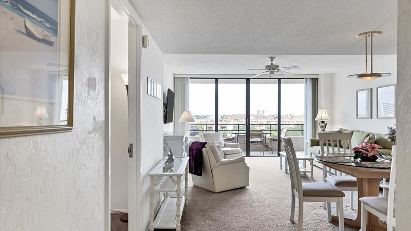 Dining /Living Room
