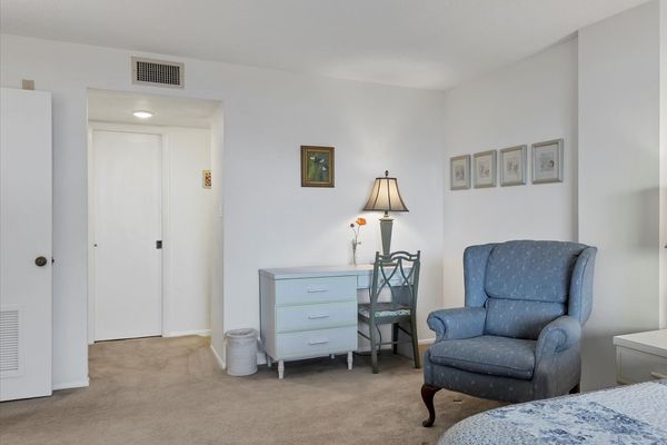 Master Bedroom (Angle)