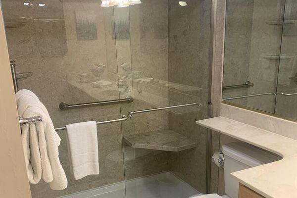 Primary en-suite with walk-in shower