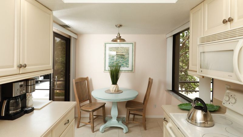 Breakfast nook