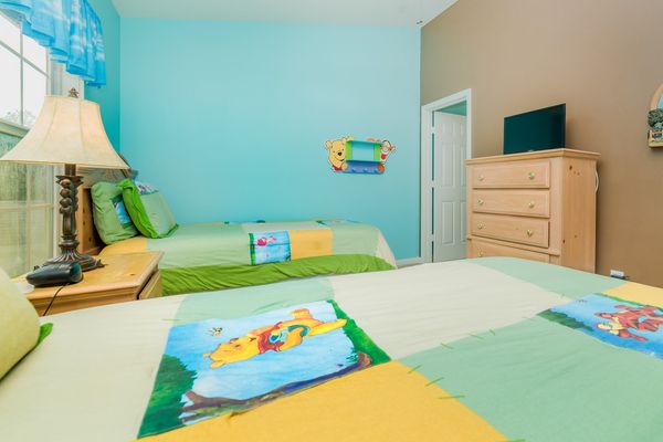 Two Twins Suite Bedroom 2 (Angle)
43" Smart TV - TV has been updated