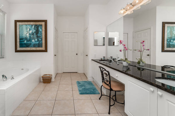 Master King Bathroom 1
Downstairs
 (Tub & Shower)