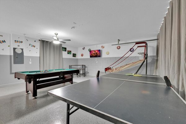 Game Room
43" Smart TV
Pool Table
Ping Pong Table
Basketball Hoops