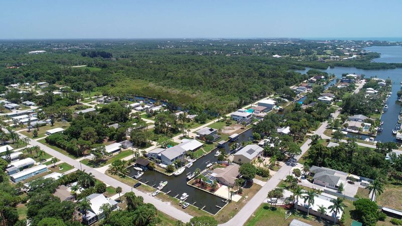 Aerial of Captains Quarters neighborhood in Englewood