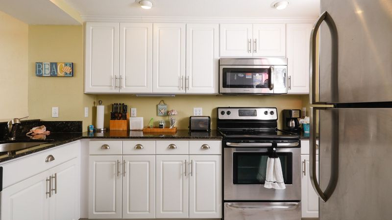 Upgraded kitchen appliances