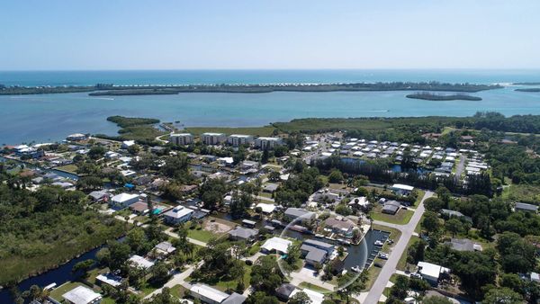 Aerial house location to Lemon Bay and Gulf of Mexico just beyond