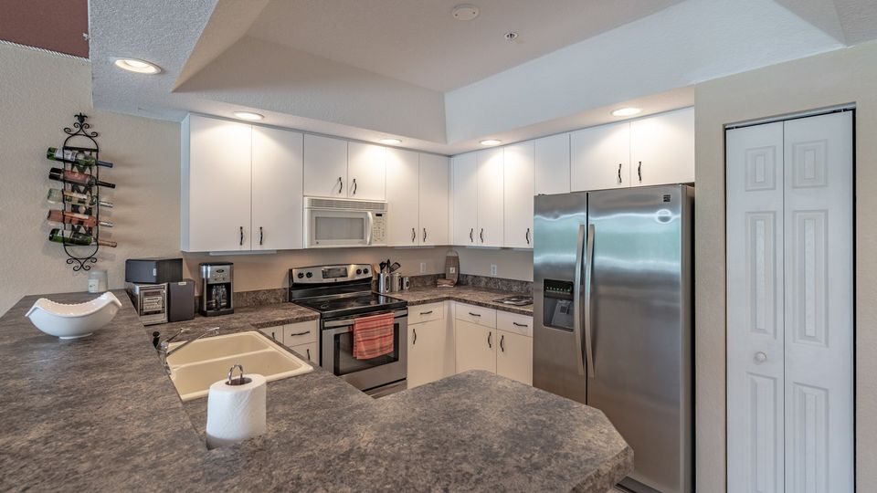 Spacious Kitchen