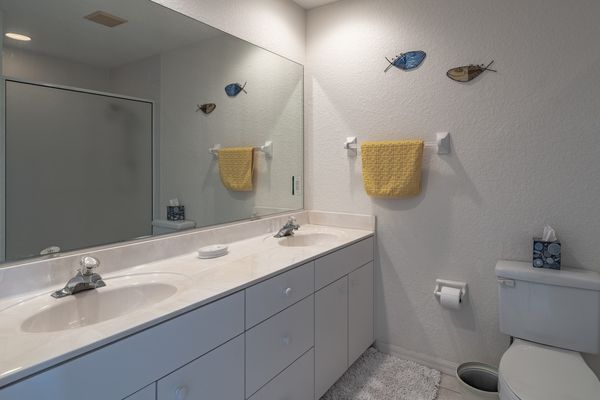 Master ensuite Bathroom