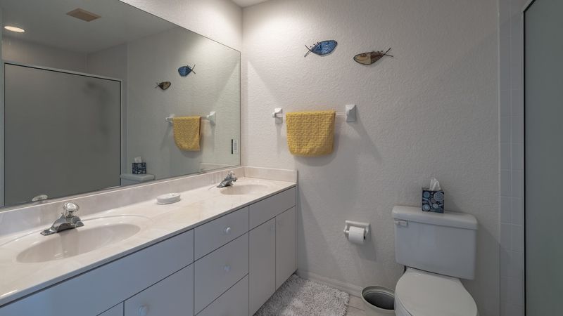 Master ensuite Bathroom