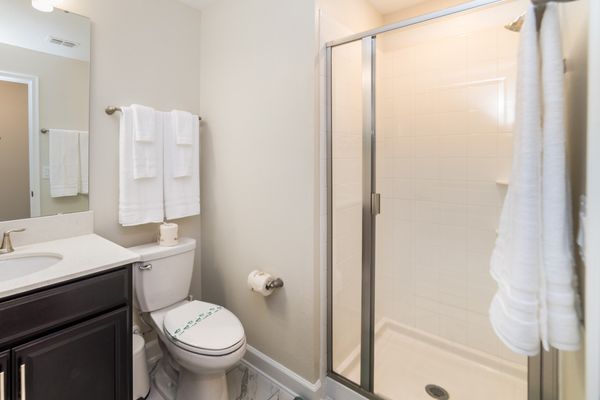 Hall Bathroom 3 Upstairs
Shower
