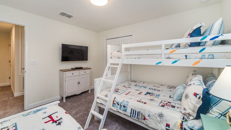 Twin/Double Bunk + Twin Bedroom 3 (angle)
40" smart TV
