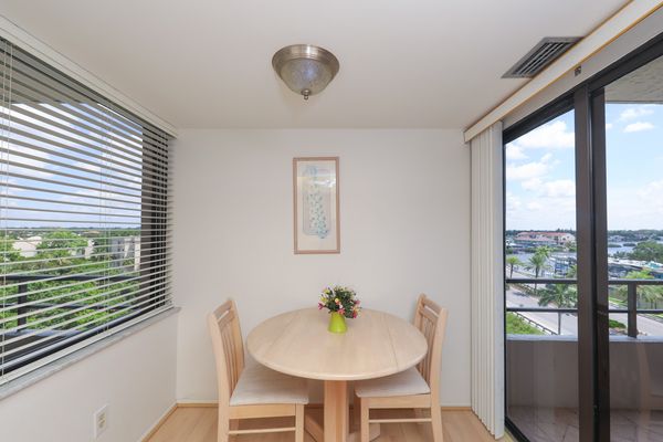 Breakfast Nook