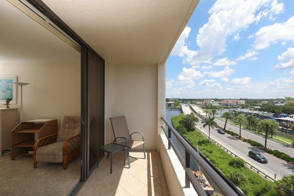 Balcony with Street View