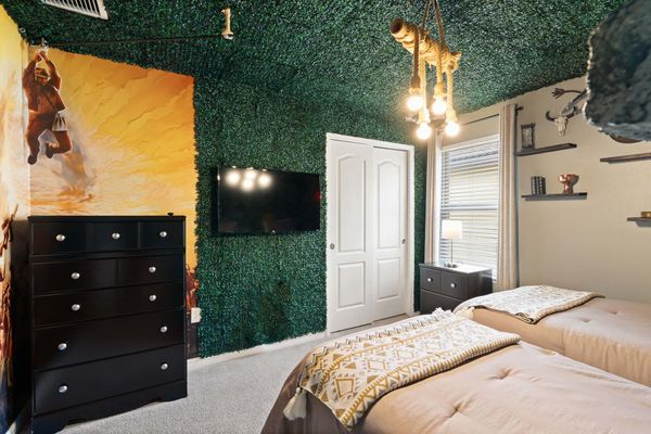 Two Twins Bedroom 6 Upstairs
50" Roku TV