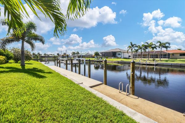 (Boat lift not available)