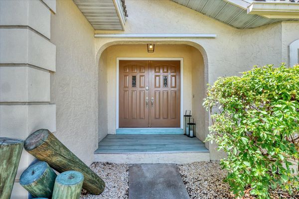 Gorgeous 3 bedroom, 2 bathroom waterfront home in Punta Gorda with private pool and boat dock